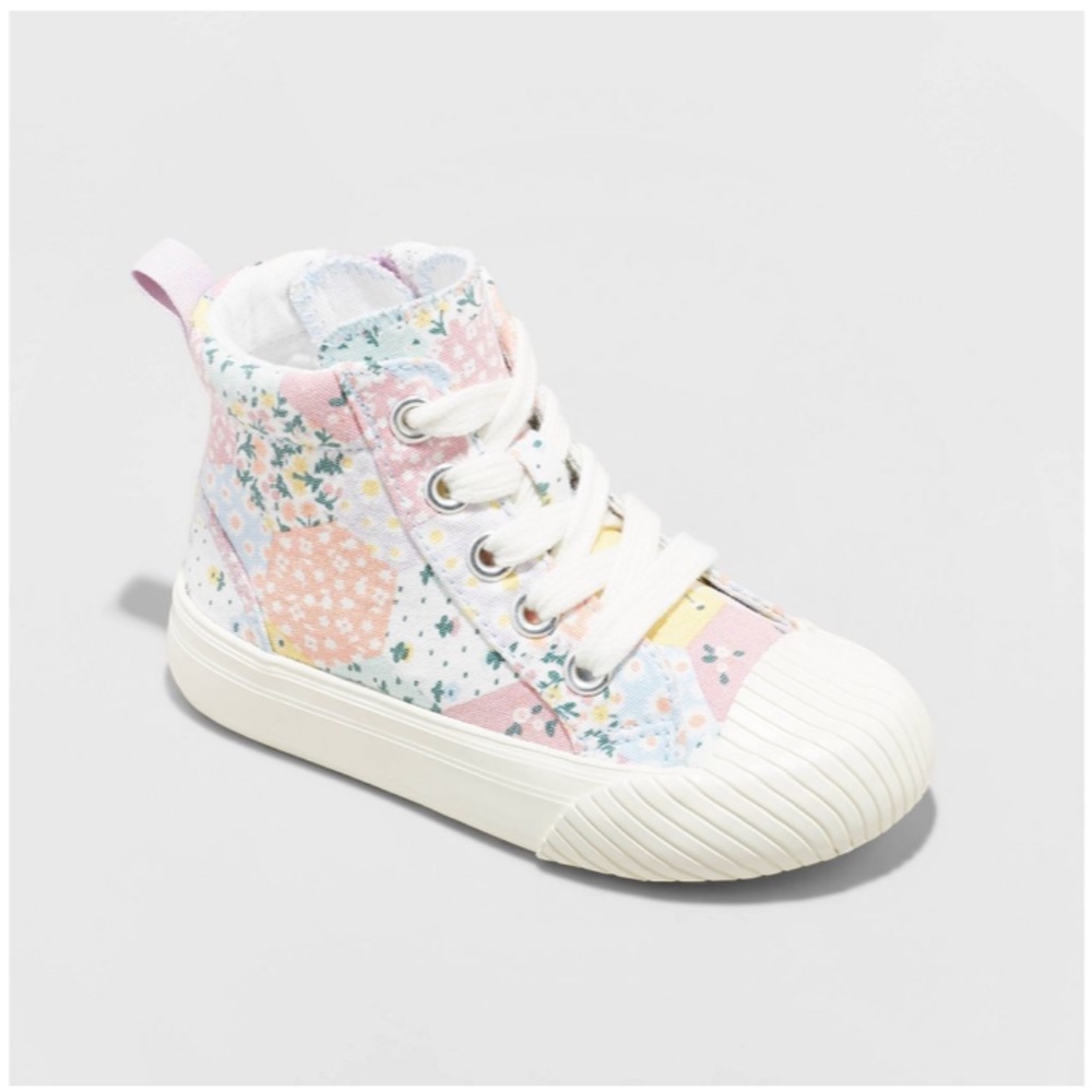 Cat & Jack Shane Patchwork Lace-Up Zipper Sneakers